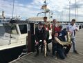 Royal Fishing Kinderhilfe auf dem Boddengewässern zum Angel mit Kindern und Betreuern